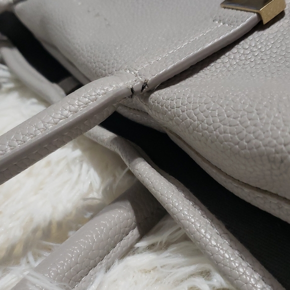 Platinum Avenue Laptop Case for 15.4" Laptop - Light Gray - Picture 4 of 11